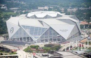 TA：FIFA要求所有承办世界杯的NFL球场清除一切品牌标识，仅梅奔例外